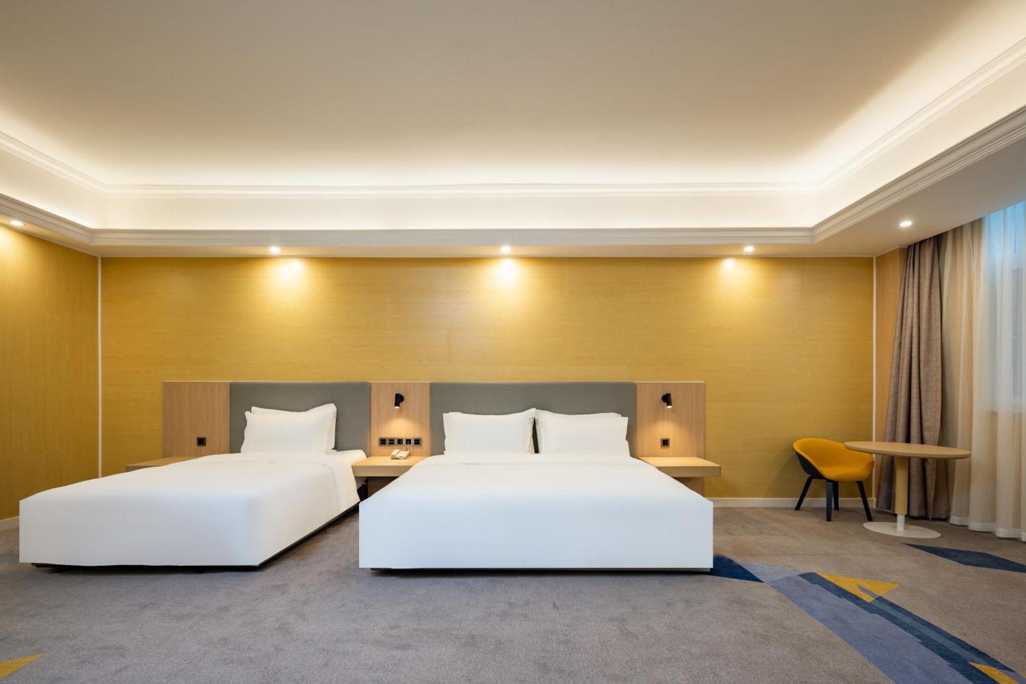 Holiday Inn Express Chengdu Tianfu Square By Ihg - Chunxi Road And Kuanzhai Alley Bagian luar foto