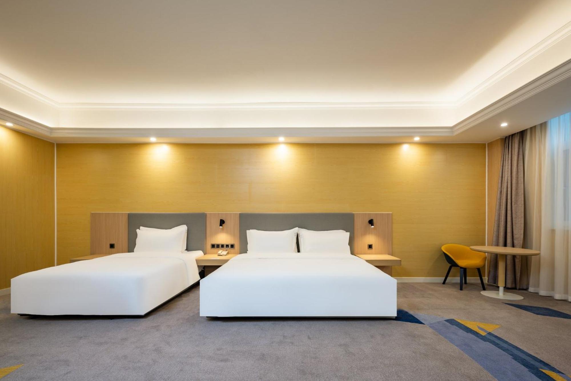 Holiday Inn Express Chengdu Tianfu Square By Ihg - Chunxi Road And Kuanzhai Alley Bagian luar foto