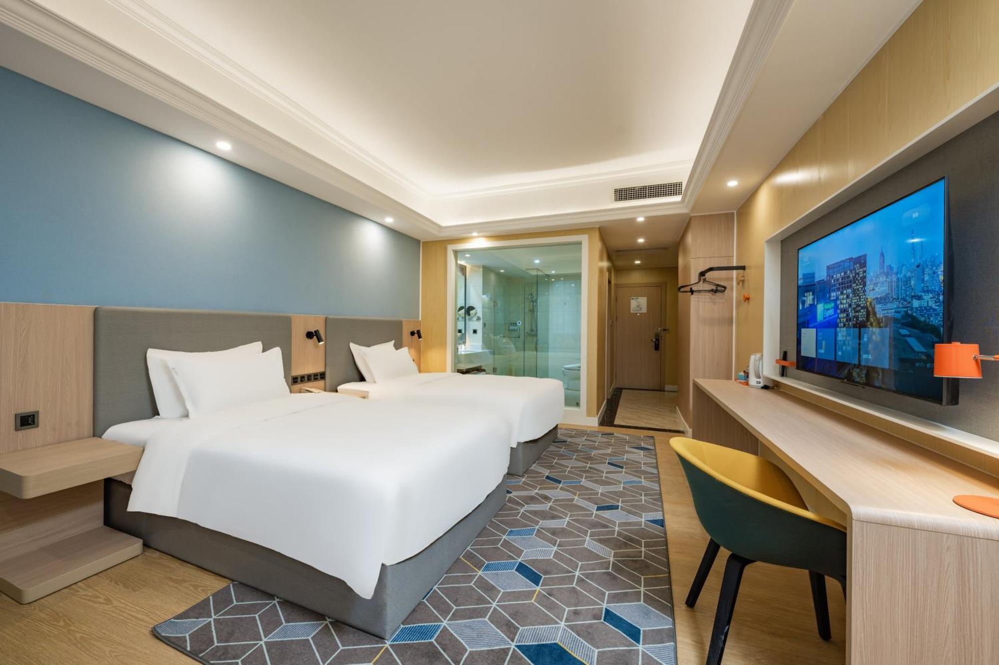 Holiday Inn Express Chengdu Tianfu Square By Ihg - Chunxi Road And Kuanzhai Alley Bagian luar foto